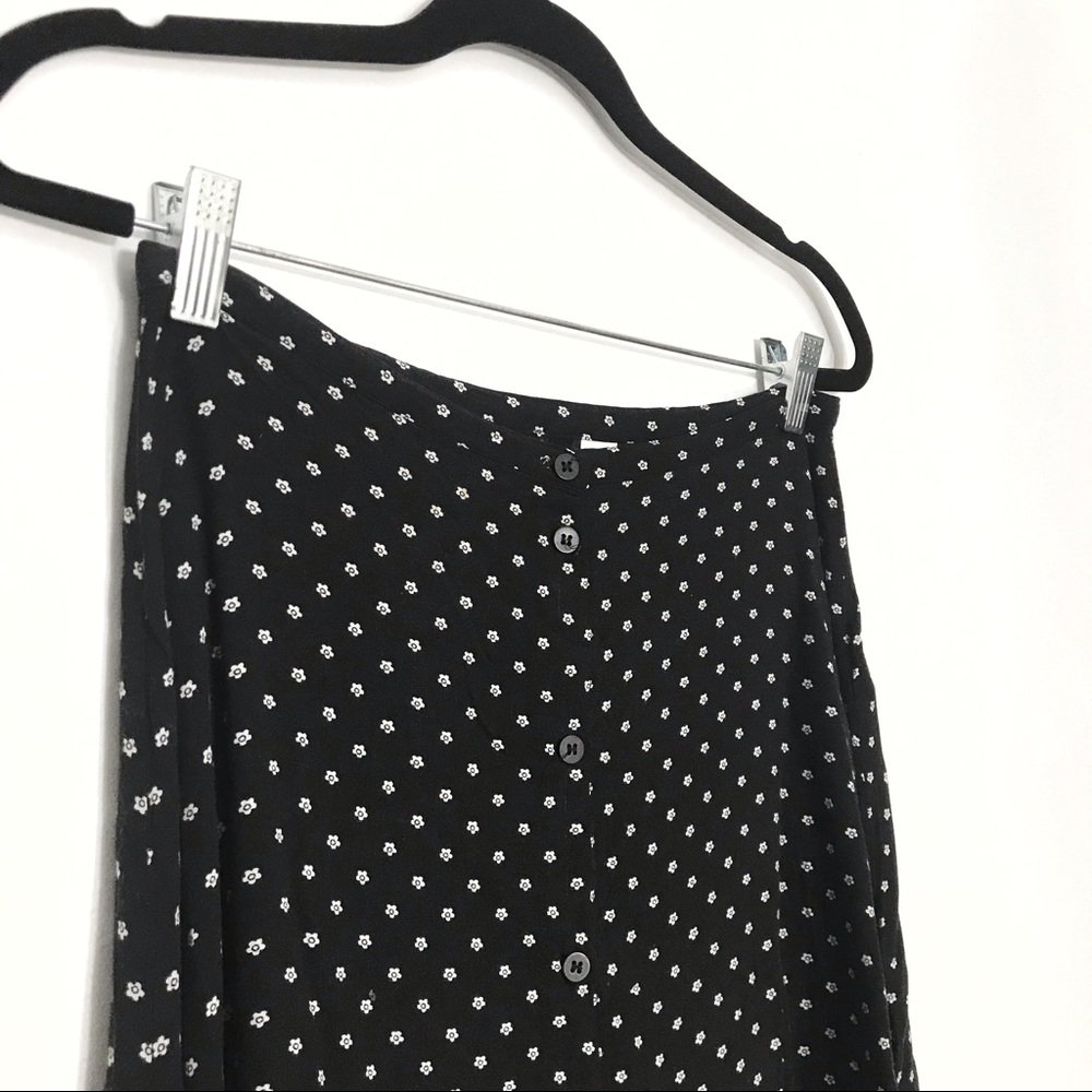 H&M Divided Flower Print Black Skirt